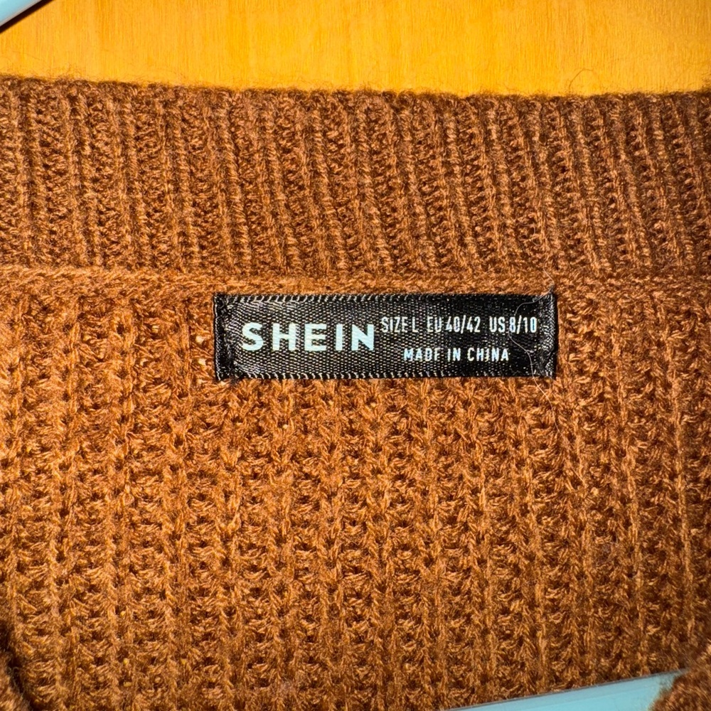 Sweater - Picture 2 of 2
